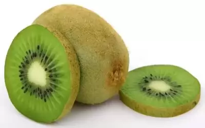 فوائد الكيوي للبشرة