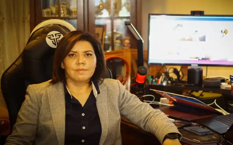 خريجة جامعة الأميرة سمية للتكنولوجيا آمال