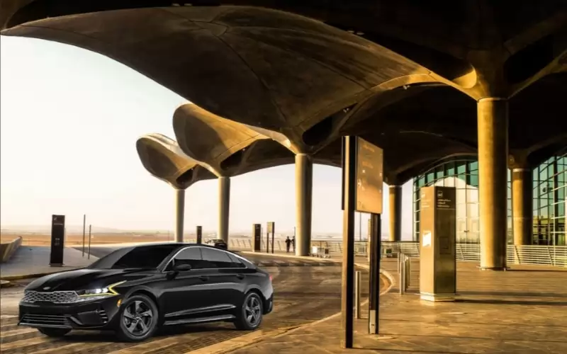 أصحاب شركات مكاتب الليموزين يصعدون مع