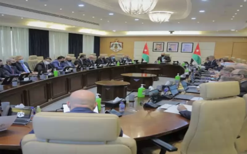 الحكومة تعدل أسس منح المستثمرين الجنسية