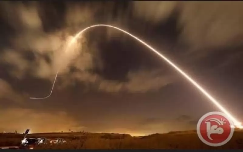 القبة الحديدية تعترض صاروخا اطلق من