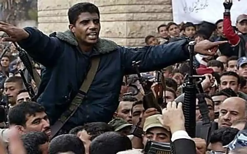 إعلام عبري: 10 أسرى علموا بعملية