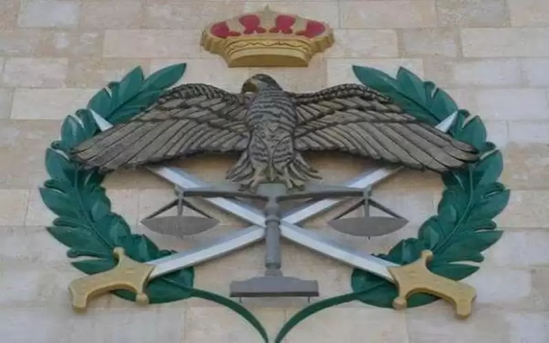 إصابة أحد المطلوبين خلال محاولة القبض