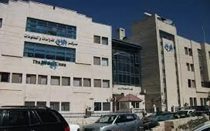 موظفو الرأي للسقاف من يملك الف