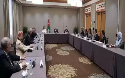 الملك يؤكد ضرورة مواصلة التفاعل مع