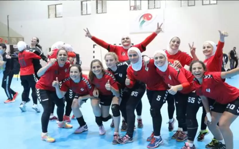 المنتخب الوطني لكرة اليد للسيدات يسعى