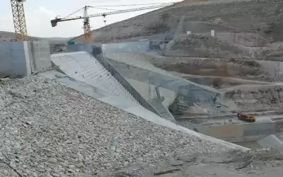 خبير زراعي يخالف وزارة المياه في