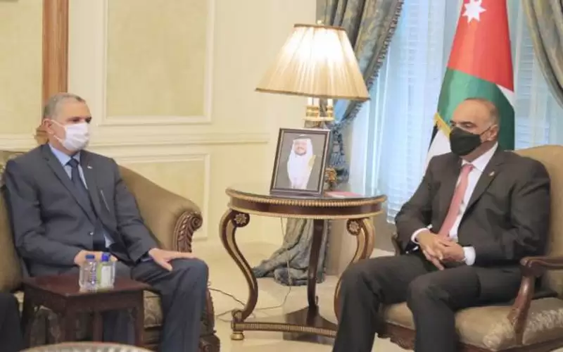 الخصاونة: حريصون على مسيرة البناء في