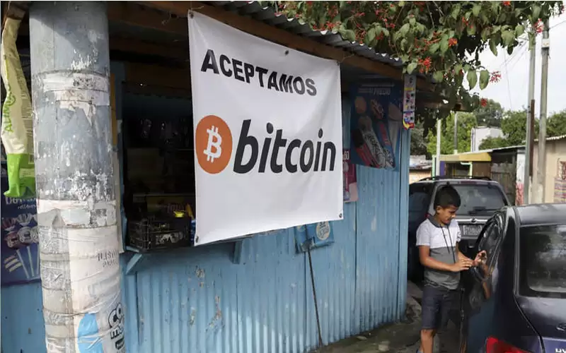 يوم أسود على عملة البيتكوين