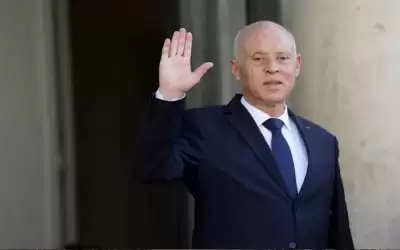 الرئيس التونسي يتهم خصومه ببث الفوضى