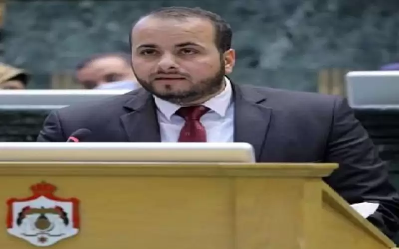 النائب الرياطي يطالب بإيقاف حفل عمرو