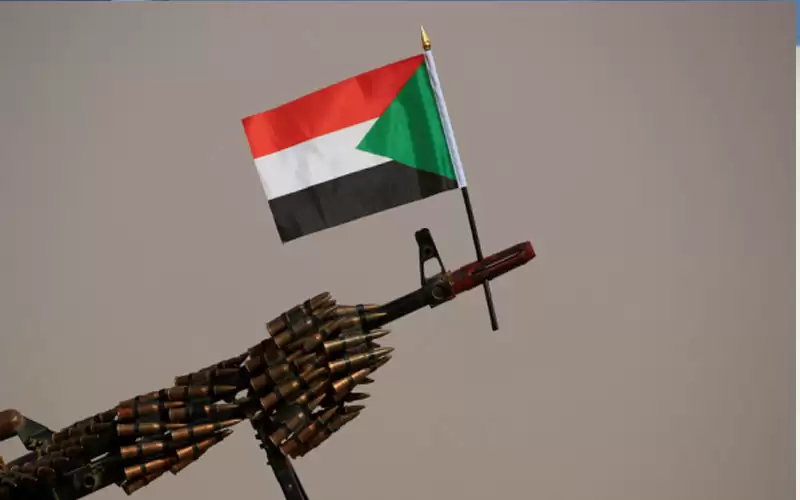 اعتقال 40 ضابطا لتورطهم بمحاولة الانقلاب