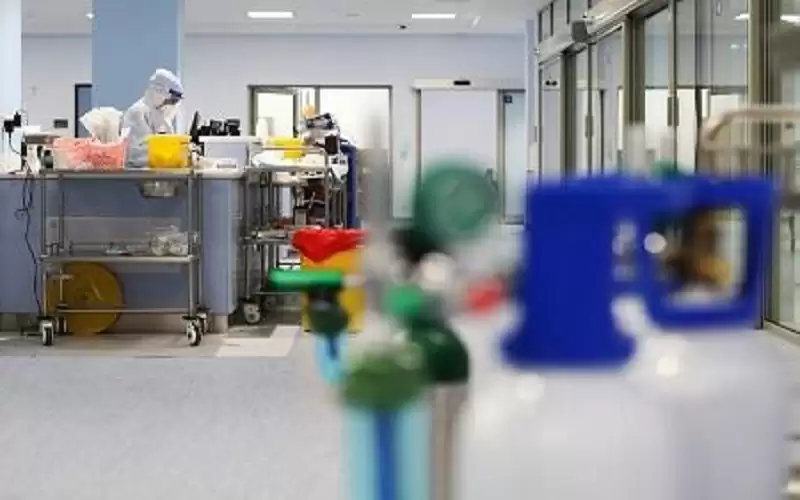 مستشفيات البشير تحتاج إلى نحو 700