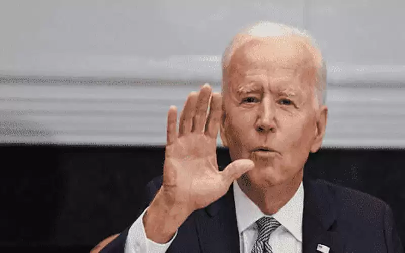 بايدن يخلط في حديثه بين الولايات