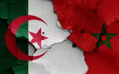 الجزائر تغلق مجالها الجوي على الطائرات