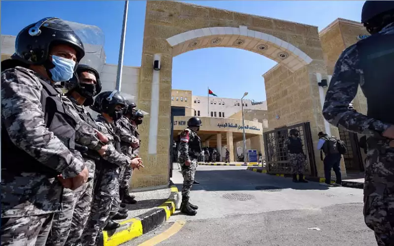 إمهال المتهمين بقضية السلط 3 أيام