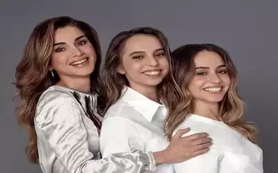 الملكة رانيا تنشر فيديو نادر