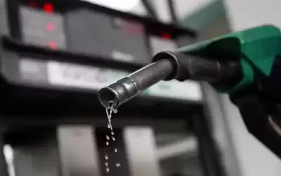 عقل يرجح ارتفاع سعر البنزين 15