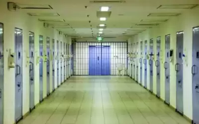 حبس موظفتين حكوميتين 5 سنوات بتهمة