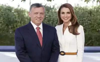 الملك والملكة يدخلان الحجر الصحي