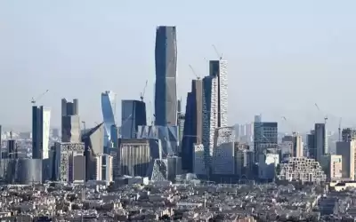 السعودية تضع شرطا لدخول الأماكن العامة