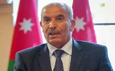 الزيادات يوضح جرائم إطالة اللسان المشمولة