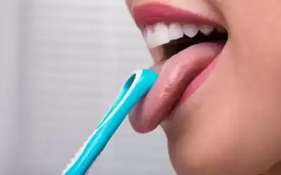 فوائد لتنظيف اللسان لا تغفلوها