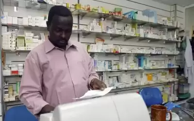 الحكومة السودانية: مخزون الدواء والوقود والقمح