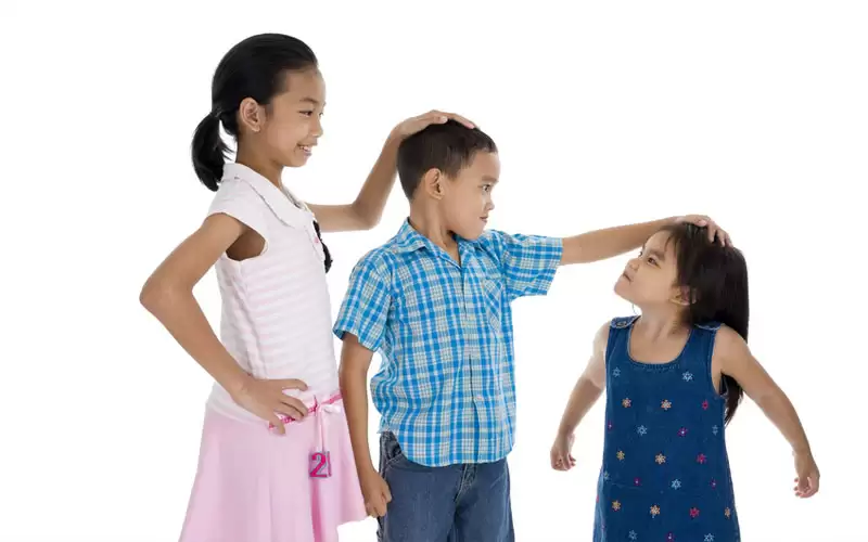 أسباب ومضاعفات التقزم لدى الأطفال