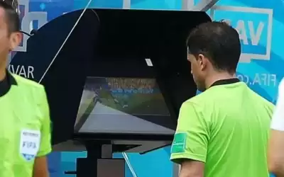 مدرب بالدوري الأردني يطالب بتطبيق (الفار)