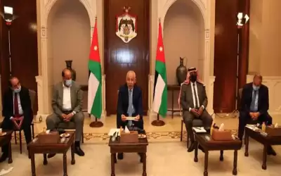 العيسوي يلتقي شيوخ ووجهاء من البادية