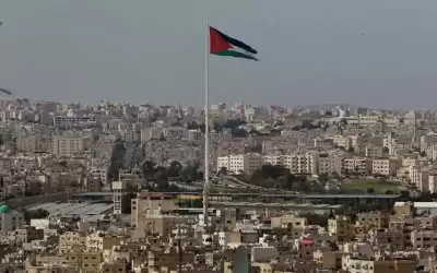 المرصد العمالي: 140 ألف عامل وعاملة