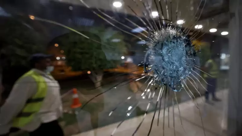 السعودية: إصابة 4 عاملين بمطار أبها