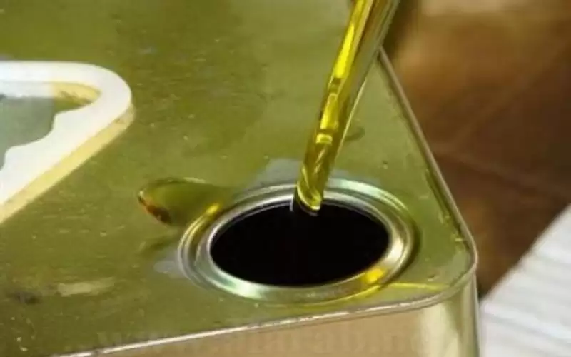 مزارعون يشكون من رفع أجرة عصر