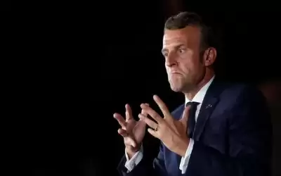 شاب فرنسي يستعمل بيانات ماكرون لدخول