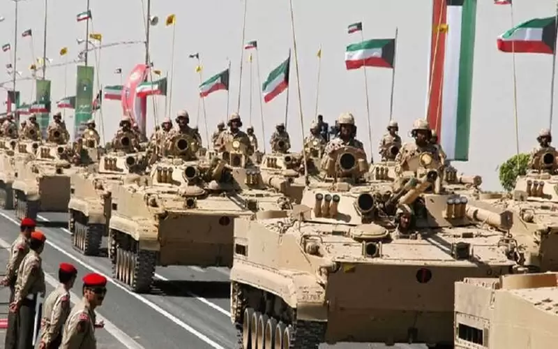 الكويت تتجه للسماح بالتحاق المرأة بالجيش