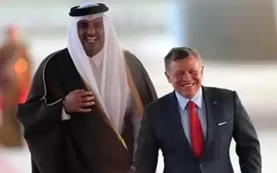 الملك يغادر إلى قطر