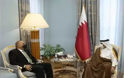 الخصاونة يلتقي نظيره القطري