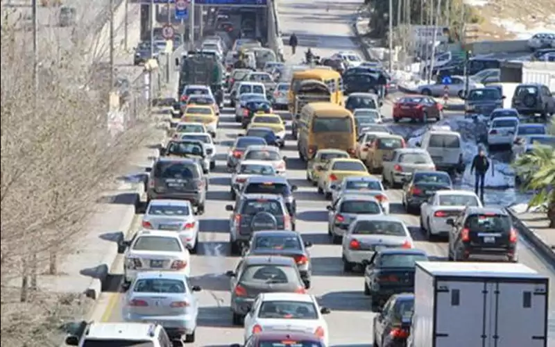 ازدحامات مرورية في عمان