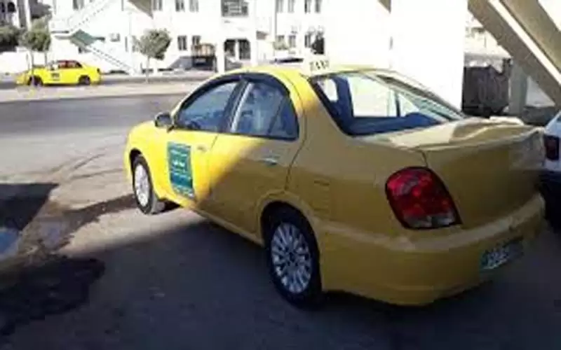 طعن وسلب سائق تكسي في اربد