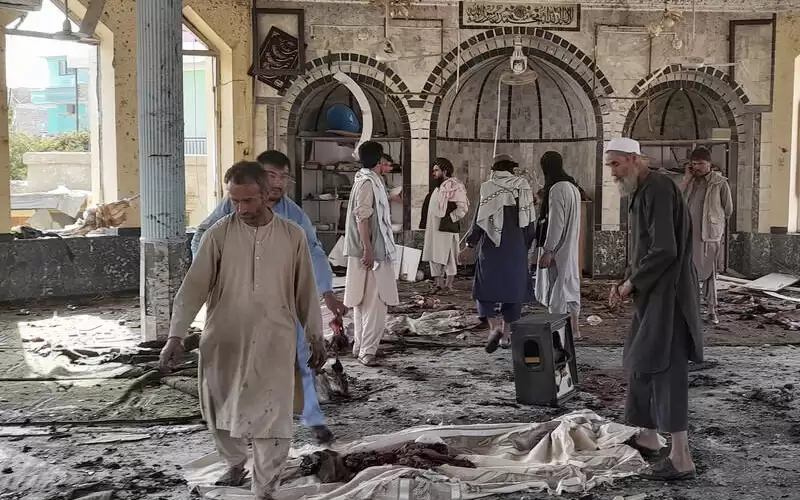 قتلى وجرحى جراء تفجير انتحاري داخل