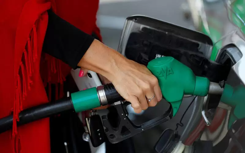 أسعار النفط تصعد لأعلى مستوى في