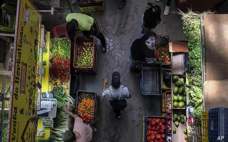 التضخم يضرب دول العالم