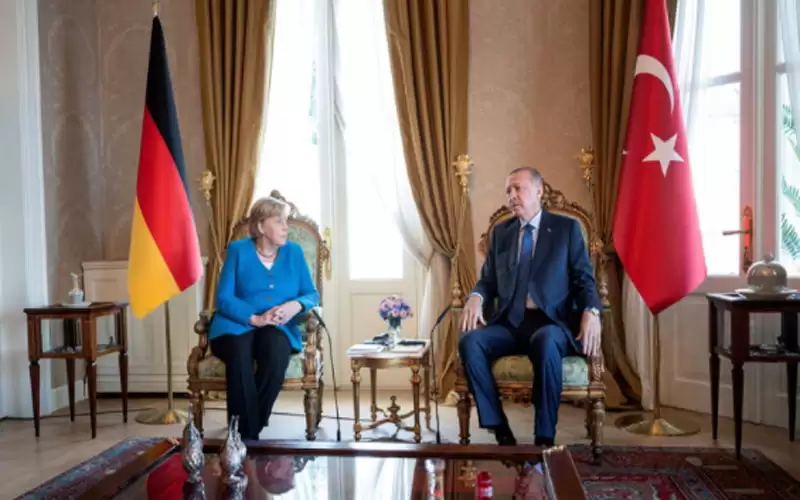 أردوغان: الأتراك يعانون في أوروبا من