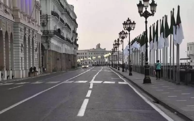 الجزائر ترفع الحجر الصحي عن كامل