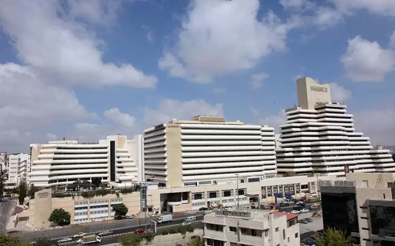 الحرارة أقل من معدلاتها الاربعاء وتحذير