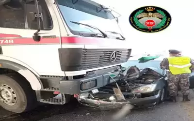 3 إصابات بتصادم 5 مركبات في