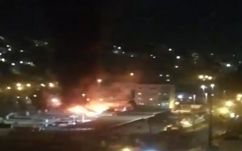 حريق بسطات ومحال في مجمع رغدان