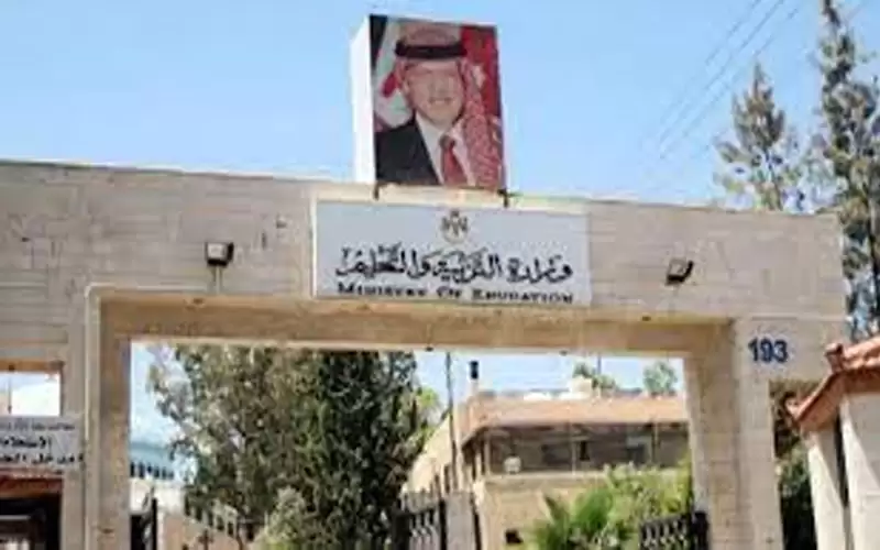 التربية: إغلاق مدرستين بسبب إصابات كورونا