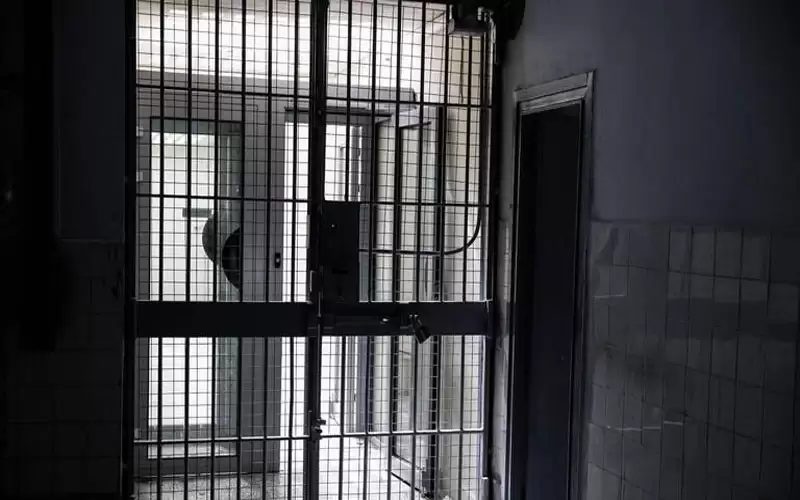 هروب مئات السجناء من سجن في